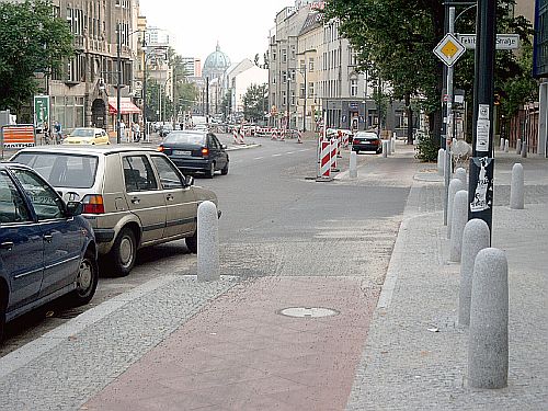 Schönhauser Alle / Ecke Fehrbelliner Straße - Unfälle vorprogrammiert